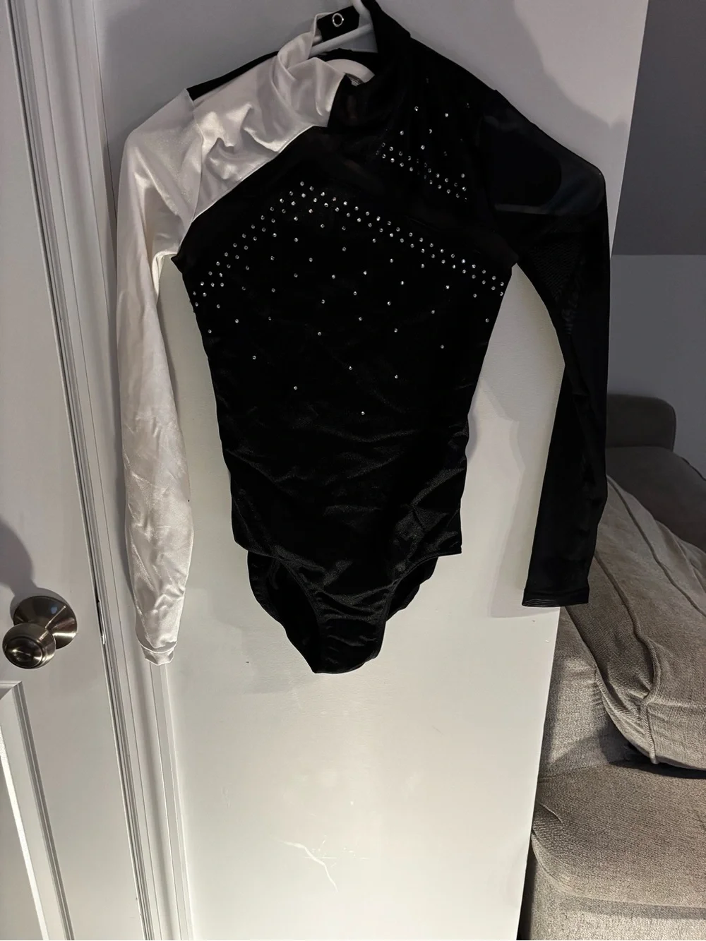 DANCE COSTUME Black and White Long Sleeve Rhinestone Leotard
